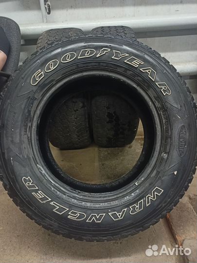 Goodyear Wrangler AT 265/65 R17 112