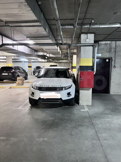 Машиноместо, 13 м²