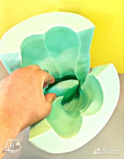 Силиконовая форма Торс женский 20 см