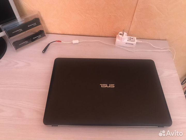 Ноут asus d540n +4ядра+4gb+ssd Evo860,250 gb