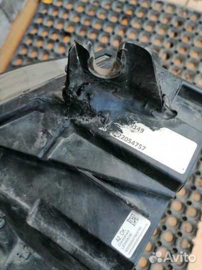 Фара правая Volvlo truck FH с 2014г