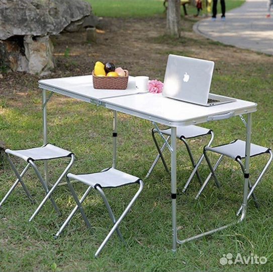 Складной стол + 4 стула новые комплекты