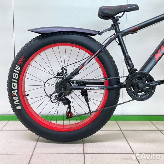 Горный велосипед черно-красный новый