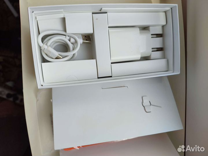 Телефон Xiaomi redmi 7