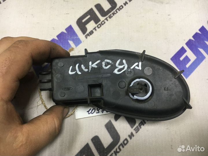 Ручка двери внутренняя левая Форд Фокус1