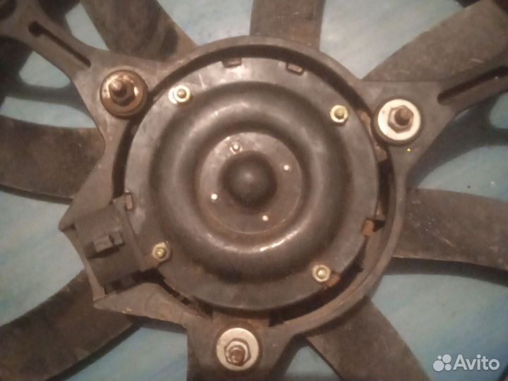 Вентилятор охлаждения радиатора 1118