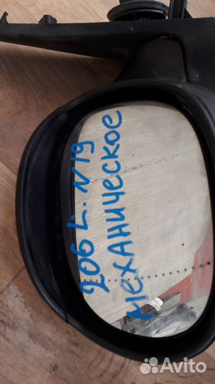 Зеркало левое №19 peugeot 206 2002