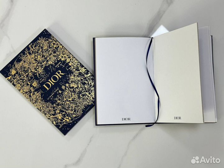 Блокноты ежедневники Dior