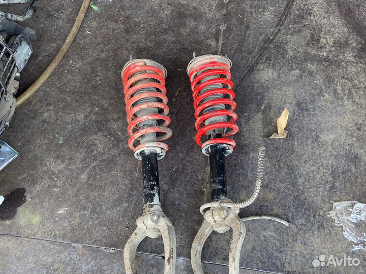 Стойки передние в сборе Hyundai sonata