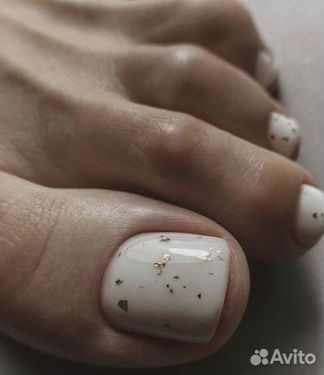 Маникюр/педикюр