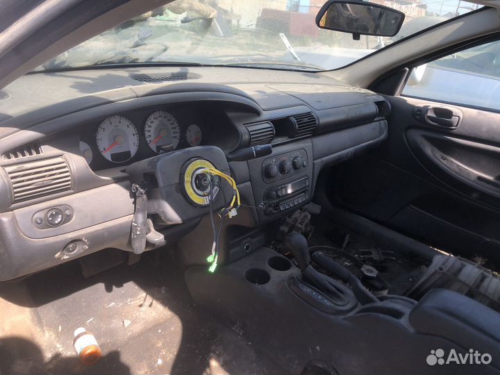 В разборе chrysler sebring 2 dodge stratus
