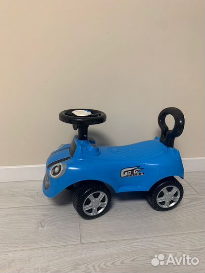 Машинка-каталка толокар