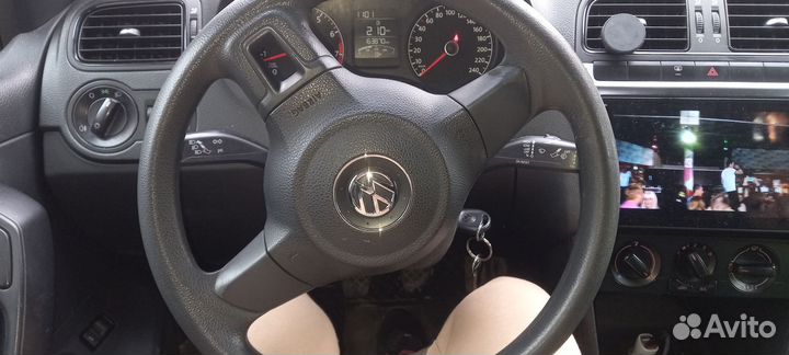 Volkswagen Polo 1.6 МТ, 2014, 163 900 км