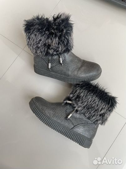 Ботинки демисезонные для девочки Barkito