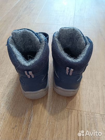 Ботинки демисезонные 24 размер