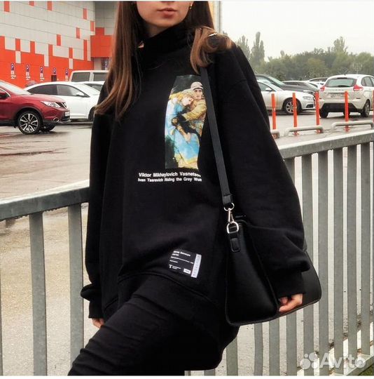 Толстовка женская оверсайз