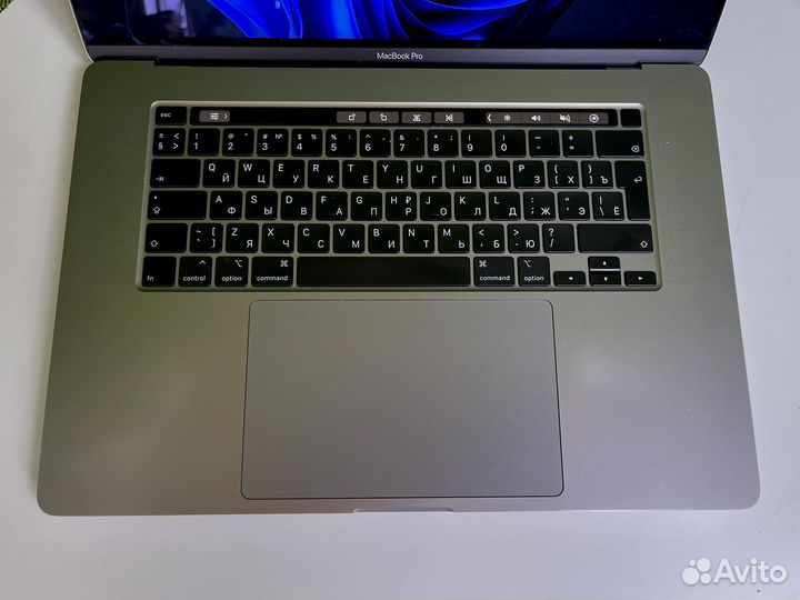 Apple MacBook Pro 16