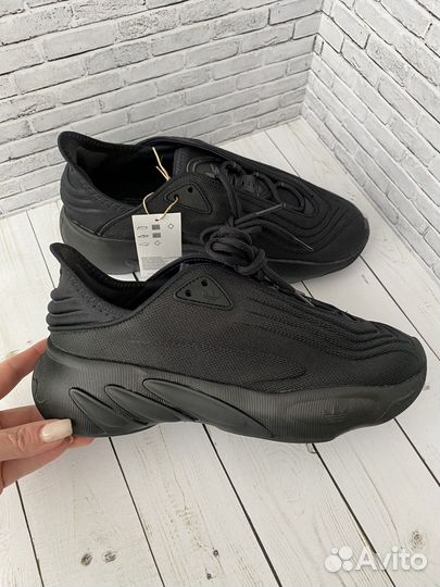 Adidas мужские кроссовки новые оригинал р. 41,5