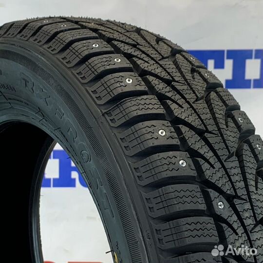 RoadX RX Frost WH12 215/70 R15 98T