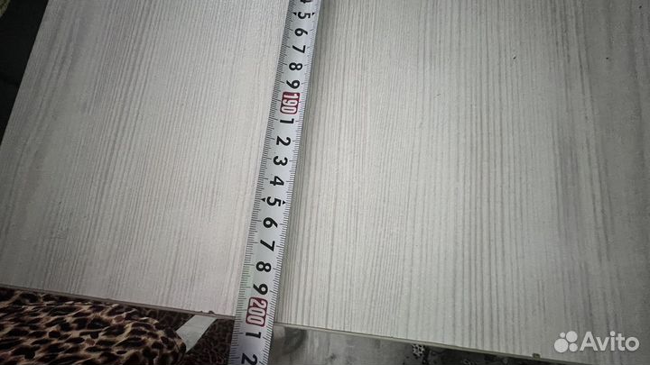 Детский письменный стол