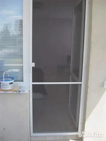 Москитные сетки Рулонные и римские шторы