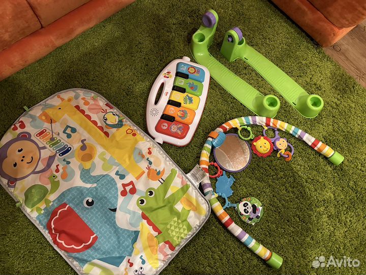 Развивающий коврик fisher price
