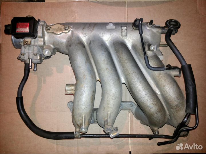 Коллектор впускной в сборе Toyota Camry SV30