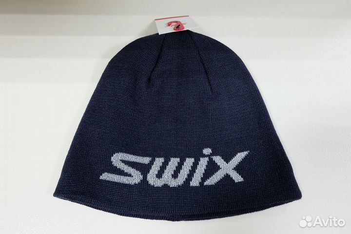 Шапка swix logo