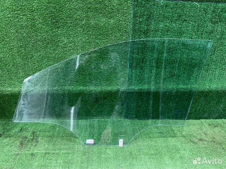 Стекло двери переднее правое Ssangyong Actyon