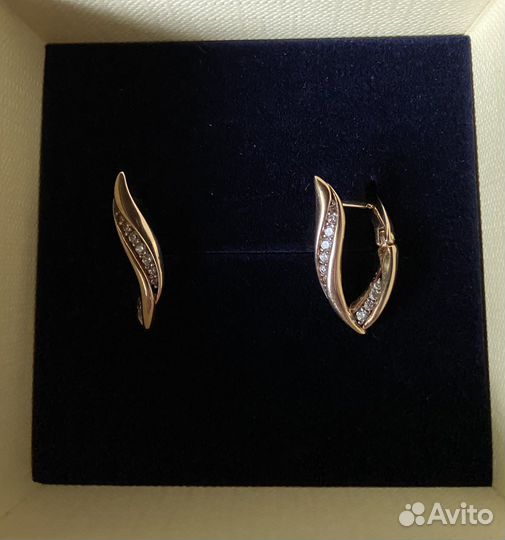 Золотые серьги