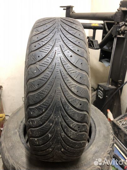 Goodyear UltraGrip Extreme 185/65 R15