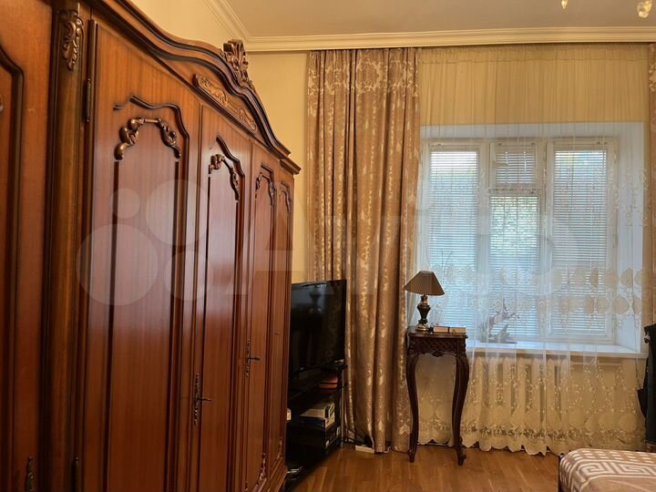 4-к. квартира, 120 м², 3/4 эт.