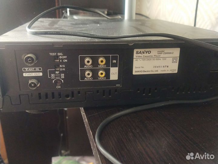 Видеомагнитофон sanyo
