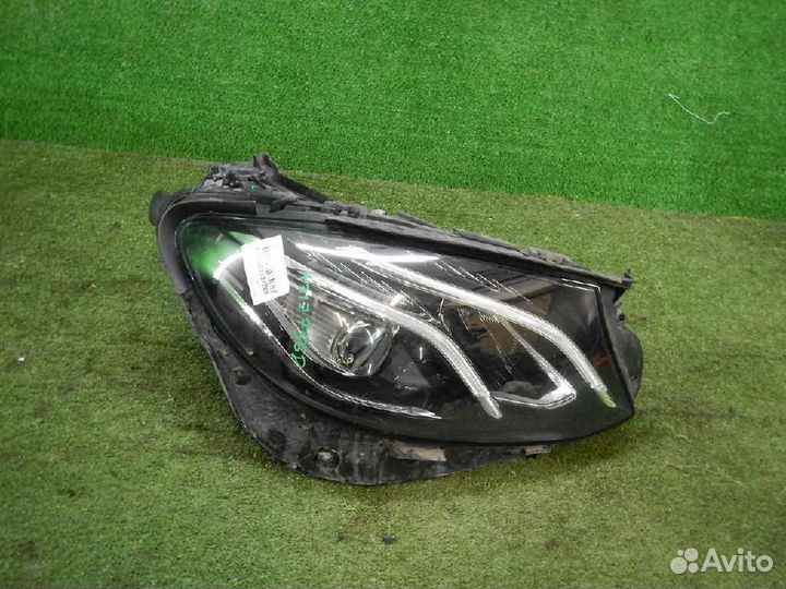 Фара правая Mercedes-Benz E-Class