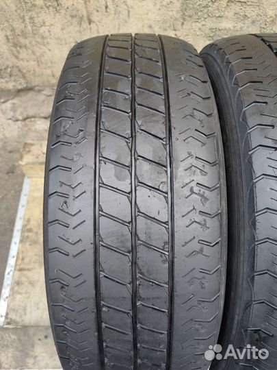 Pirelli Chrono 215/65 R15C 102T