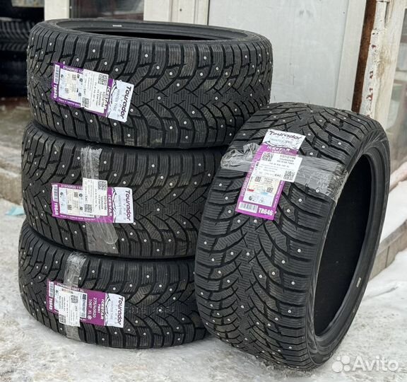 Tourador Ice Star TSW1 275/40 R20 и 315/35 R20 106T