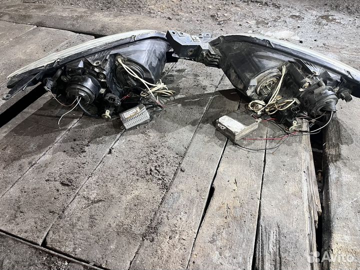 Фары mazda 3 бк хэтчбек