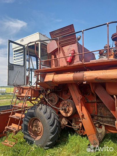 Разбрасыватель соломы Енисей 1200, 1986