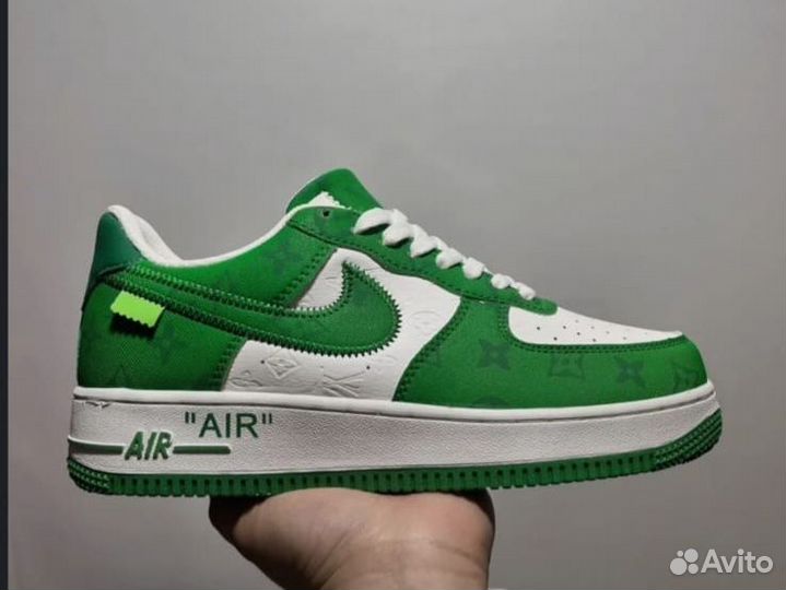 Кроссовки nike