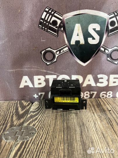 Часы Kia quoris 3.8