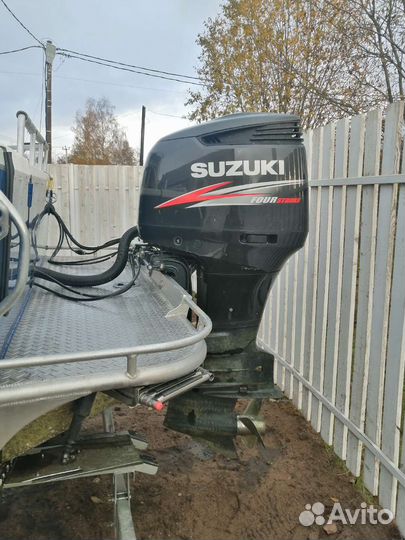 Катер Thunder Jet