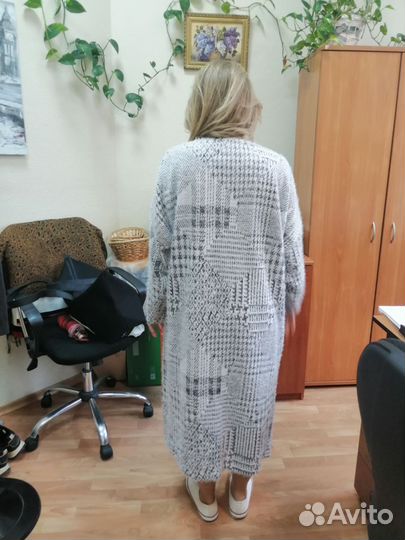 Кардиган женский длинный