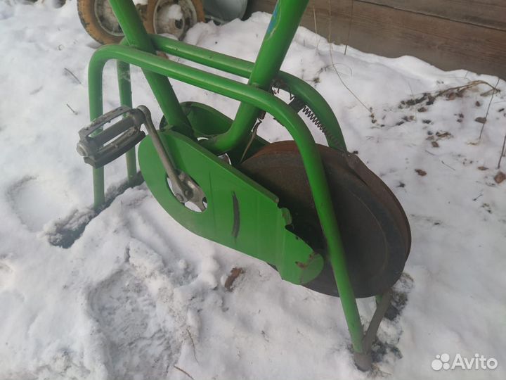 Велотренажер времен СССР