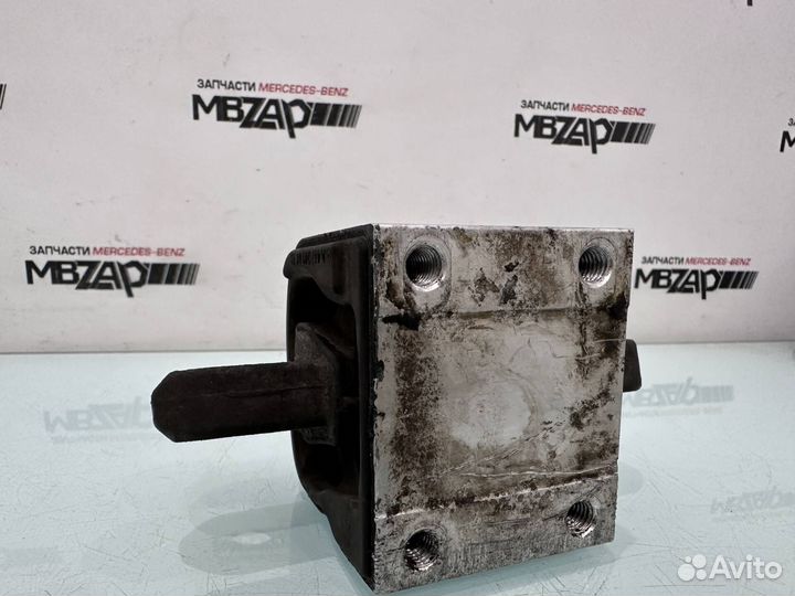 Подушка АКПП Mercedes W447 V447