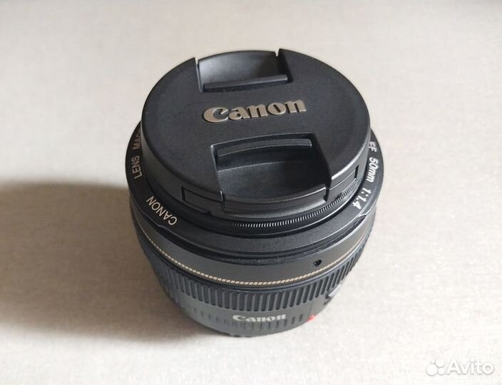 Canon EF 50mm f/1.4 usm