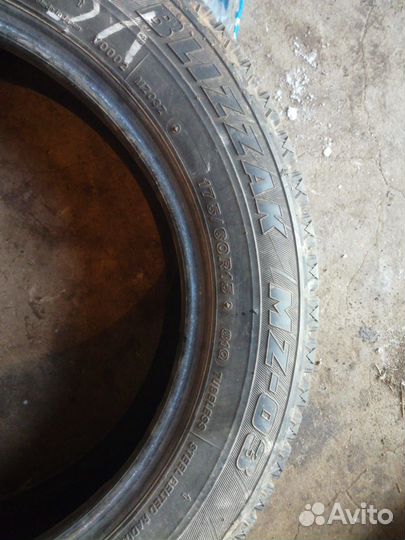Bridgestone Blizzak MZ-03 175/60 R15 81Q