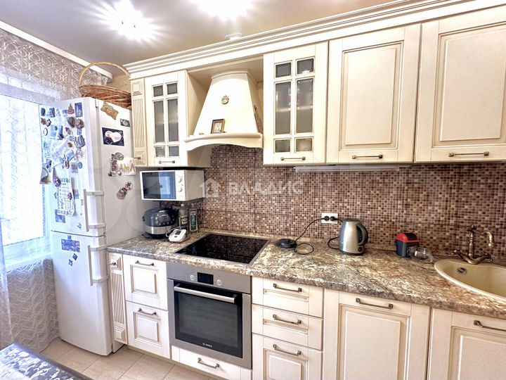 2-к. квартира, 48 м², 5/9 эт.