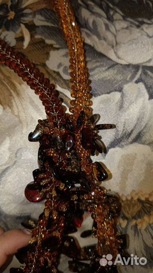 Янтарное ожерелье ручной работы