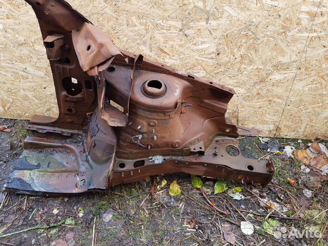 Лонжерон передний правый Skoda