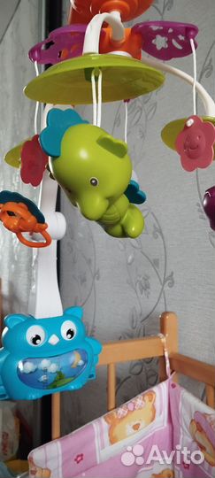 Детский мобиль-карусель в кроватку